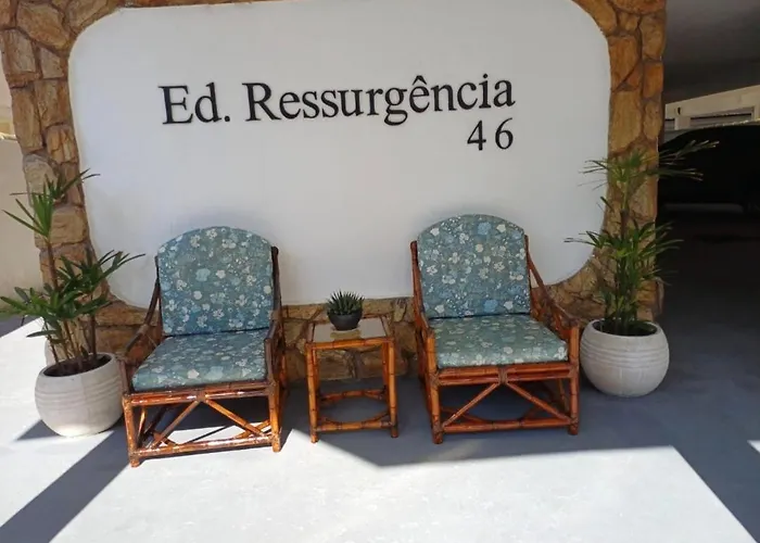 Apartamento na Prainha (1 quadra)